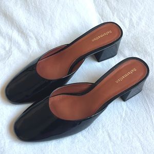 Reformation Marina Block Heel Mule size 6 (runs narrow and small)